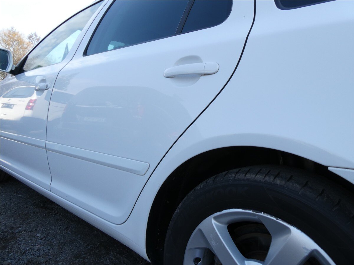 Škoda Octavia Kombi 2,0 l 103 kw