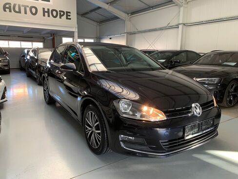 Volkswagen Golf Hatchback 1,4 l 110 kw