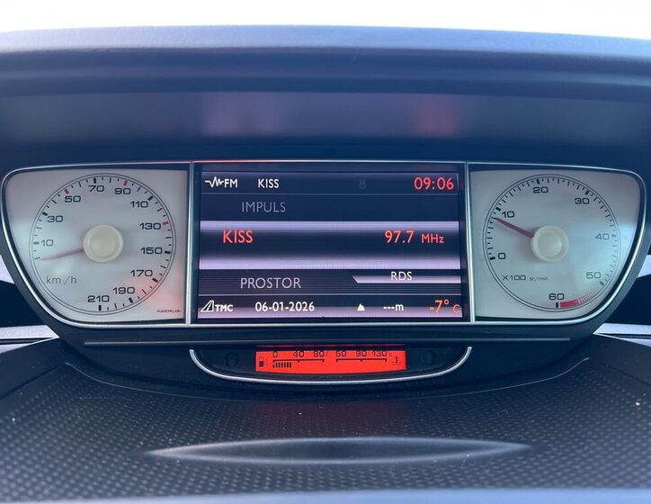 Peugeot 807 MPV 2,0 l 120 kw