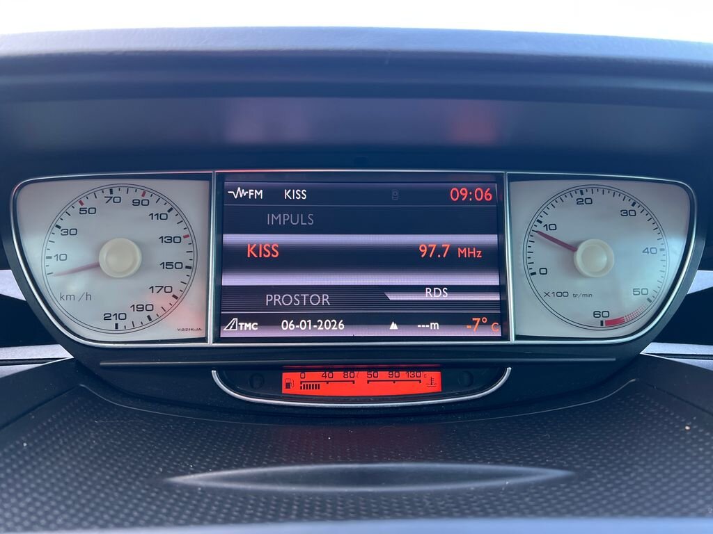 Peugeot 807 MPV 2,0 l 120 kw