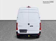 Mercedes-Benz Sprinter 4