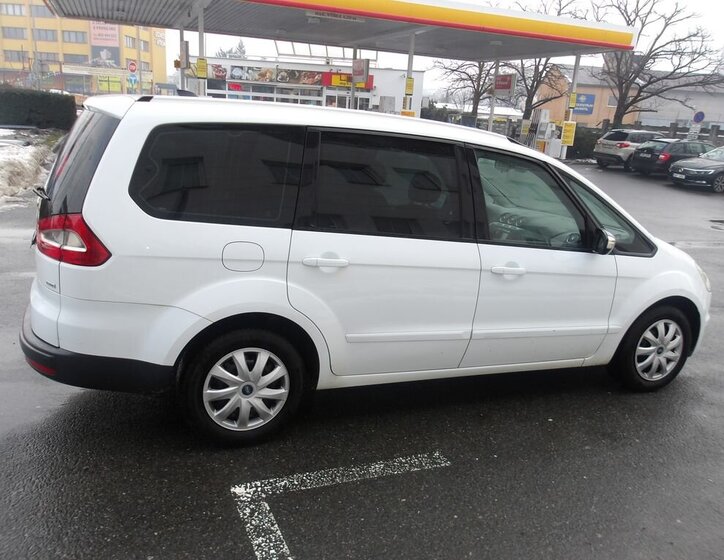 Ford Galaxy MPV 2,0 l 107 kw