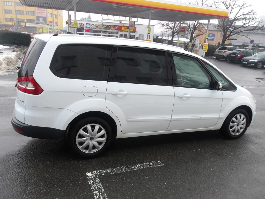 Ford Galaxy MPV 2,0 l 107 kw