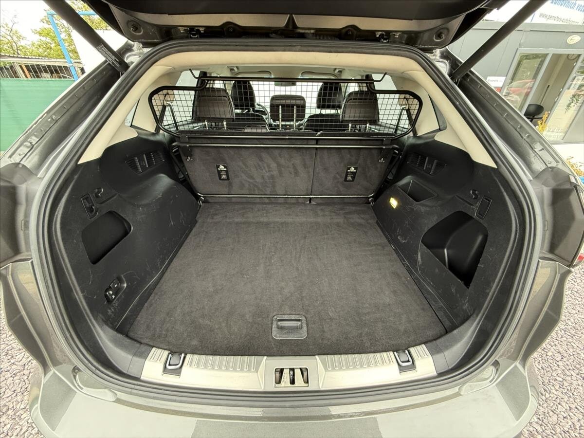 Ford Edge SUV / Terénní 2,0 l 154 kw