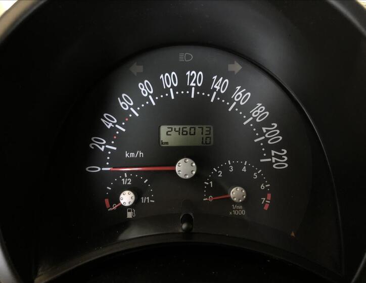 Volkswagen New Beetle 19