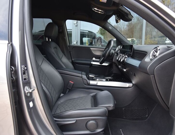 Mercedes-Benz GLB SUV / Terénní 2,0 l 110 kw
