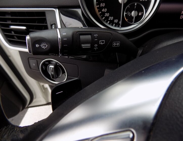 Mercedes-Benz GL SUV 4,7 l 320 kw