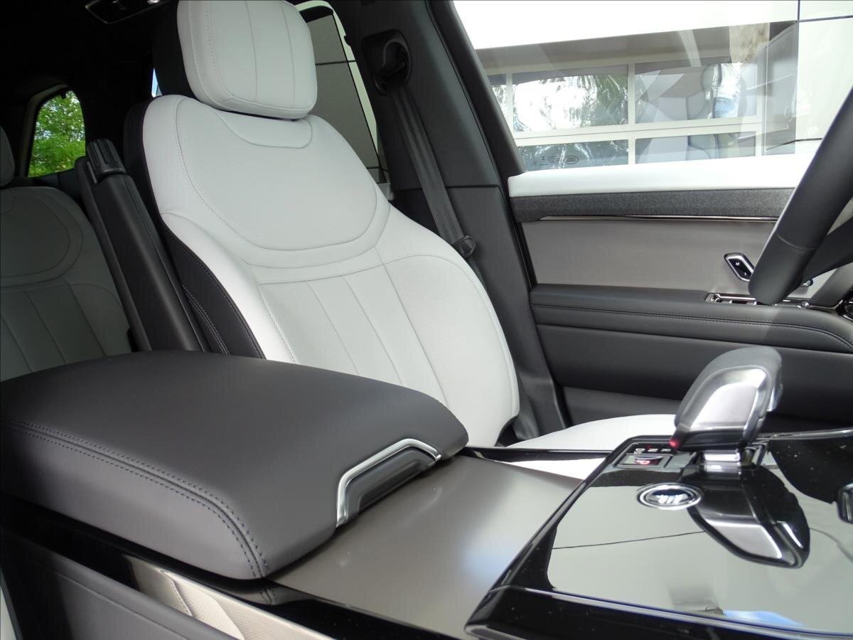 Land Rover Range Rover Sport SUV 3,0 l 183 kw