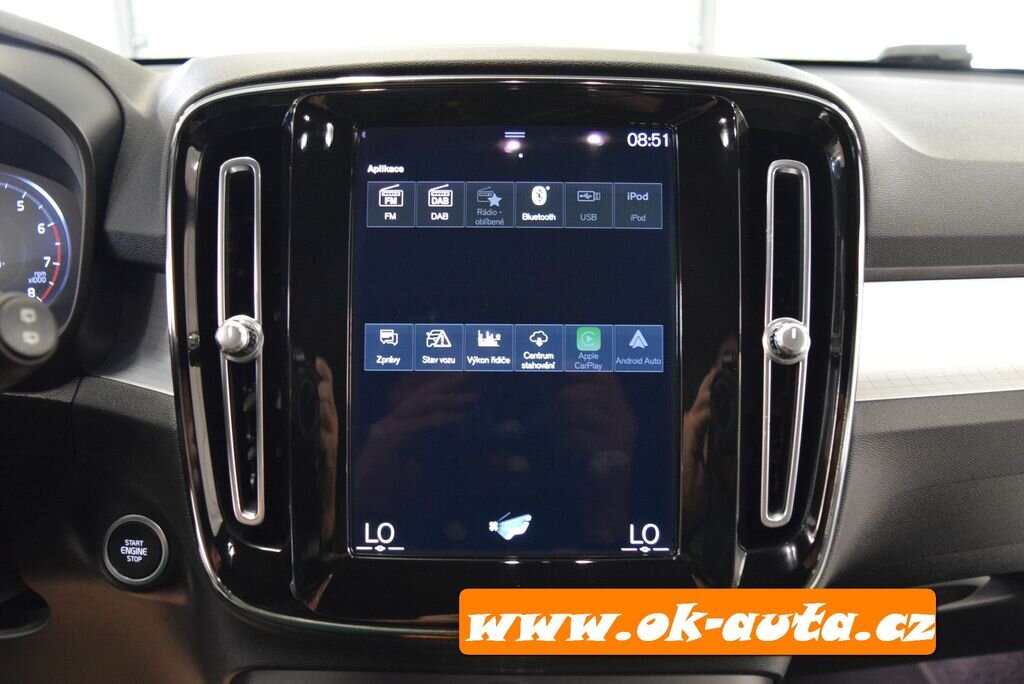 Volvo XC40 SUV 2,0 l 120 kw