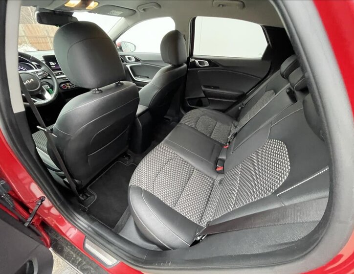 KIA XCeed Hatchback 1,5 l 118 kw