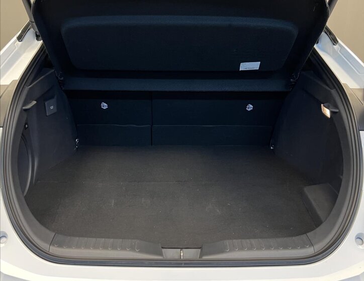 Toyota C-HR Hatchback 2,0 l 111 kw