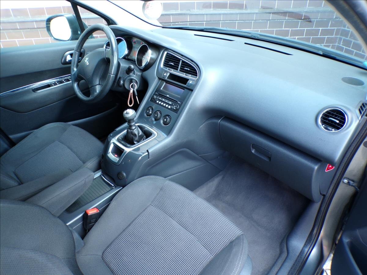 Peugeot 5008 Kombi 1,6 l 115 kw