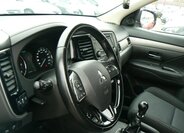 Mitsubishi Outlander 10