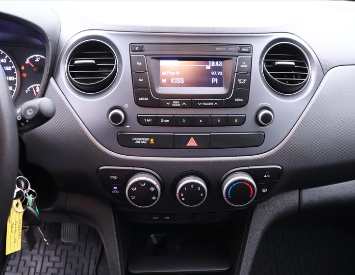 Hyundai i10 Hatchback 998,0 49 kw