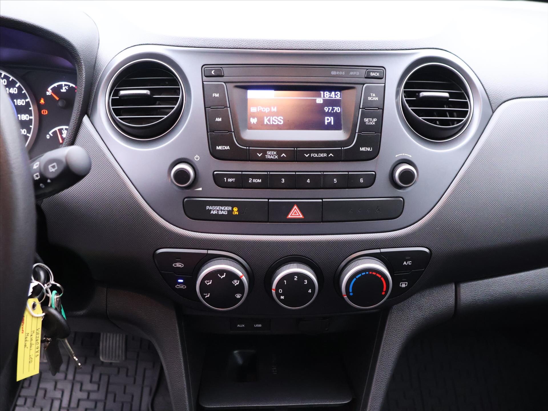 Hyundai i10 Hatchback 998,0 49 kw