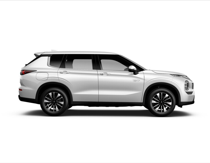 Mitsubishi Outlander 11