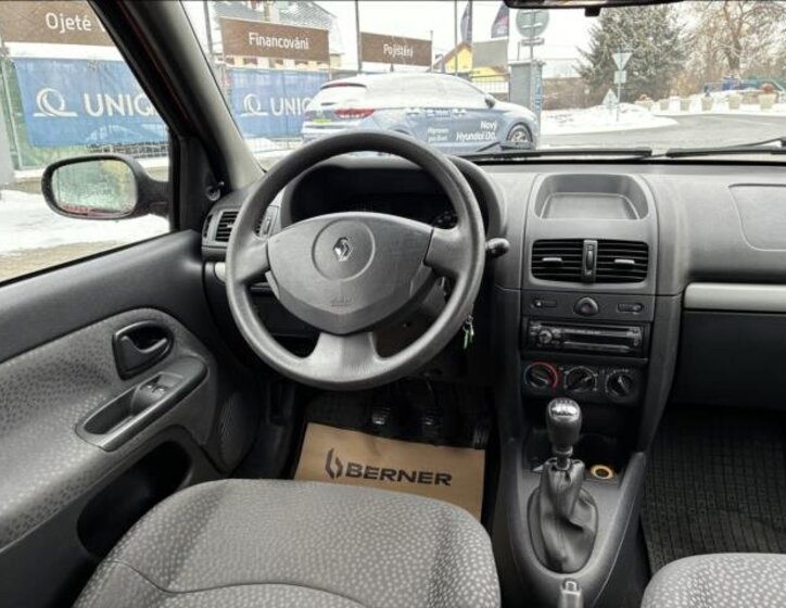 Renault Clio Hatchback 1,1 l 43 kw