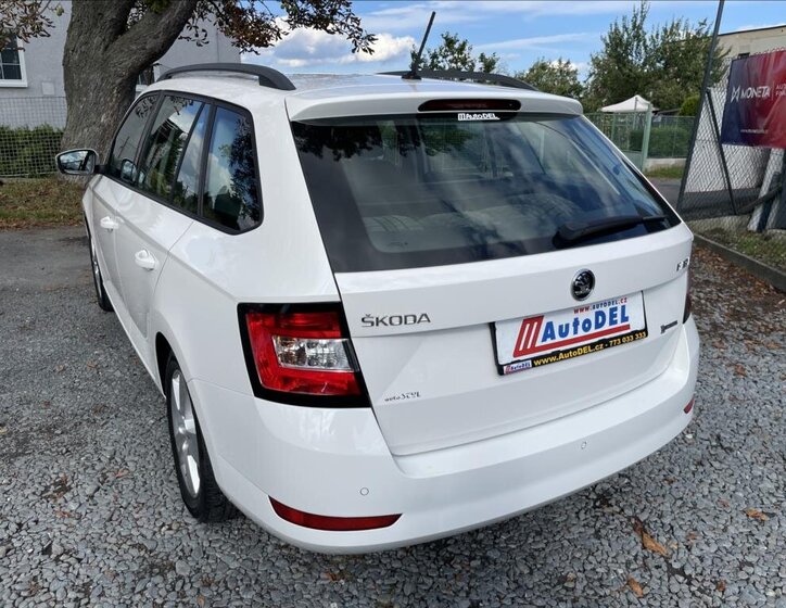 Škoda Fabia Kombi 999,0 70 kw