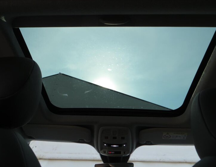 Jeep Avenger Ostatní 1,2 l 74 kw