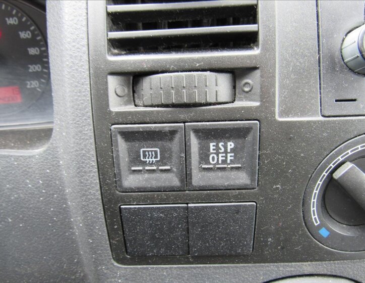 Volkswagen Transporter Skříň 1,9 l 62 kw