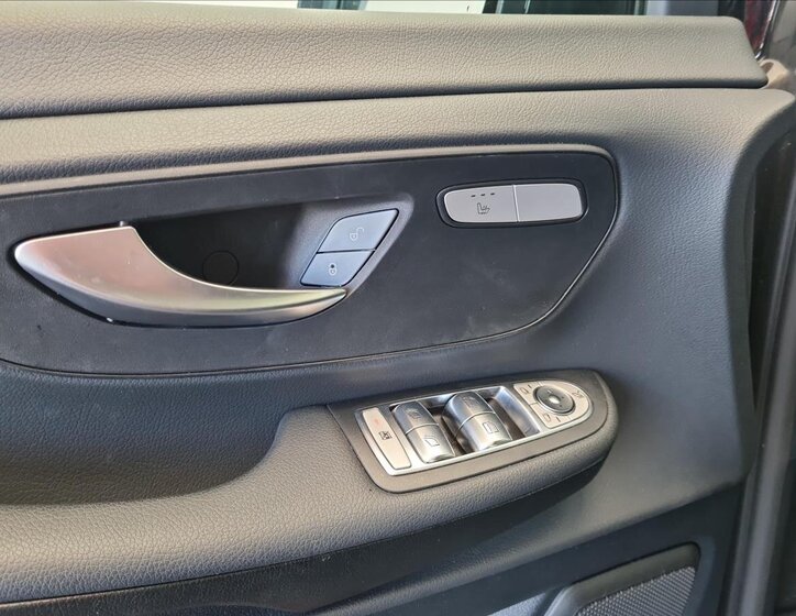 Mercedes-Benz Třídy V MPV 2,0 l 120 kw