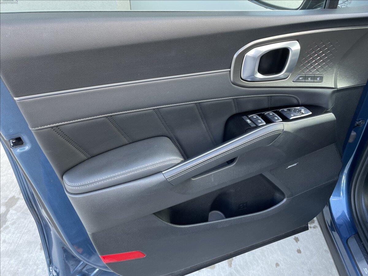 KIA Sorento SUV / Terénní 2,2 l 148 kw