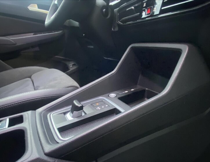 Volkswagen Caddy Ostatní 1,5 l 85 kw