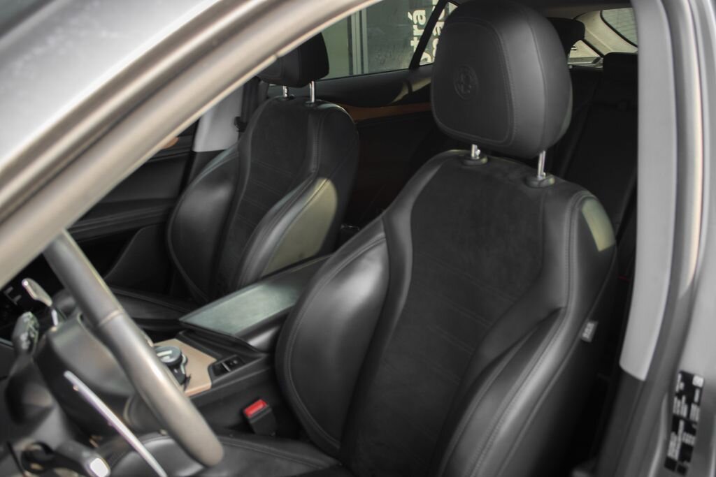 Alfa Romeo Stelvio SUV 2,0 l 206 kw