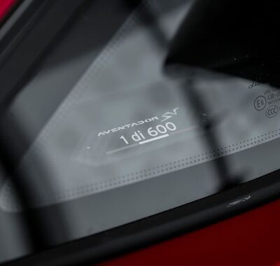 Lamborghini Aventador 21