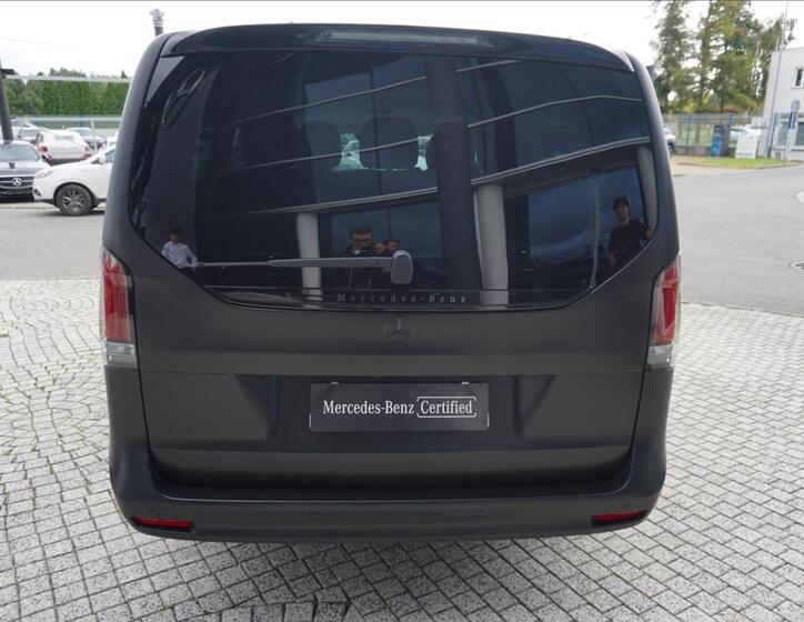 Mercedes-Benz Třídy V 7