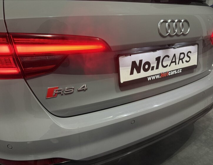 Audi RS 4 Kombi 2,9 l 331 kw