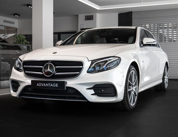 Mercedes-Benz Třídy E Sedan / Limuzína 2,0 l 145 kw