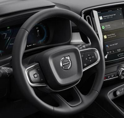 Volvo XC40 12