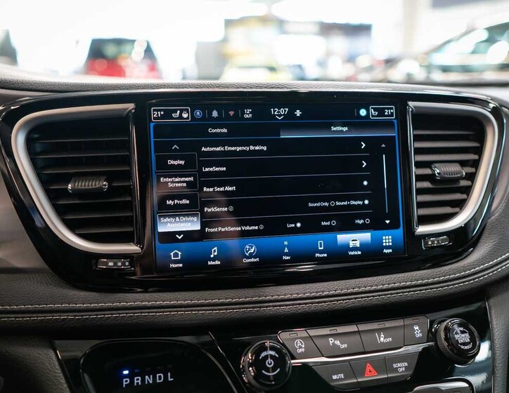 Chrysler Pacifica MPV 3,6 l 221 kw