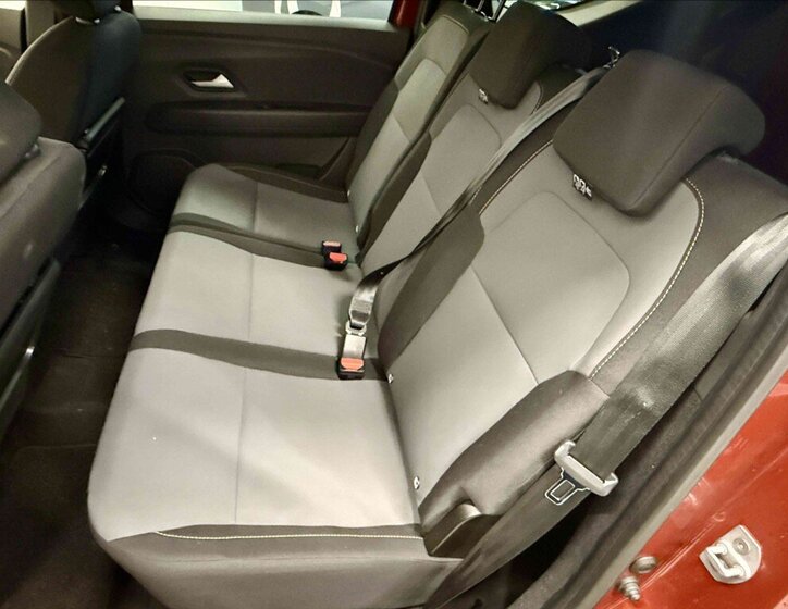 Dacia Jogger Kombi 999,0 81 kw