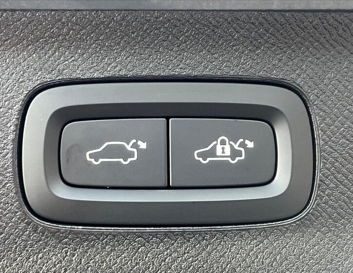 Volvo XC90 SUV 2,0 l 173 kw