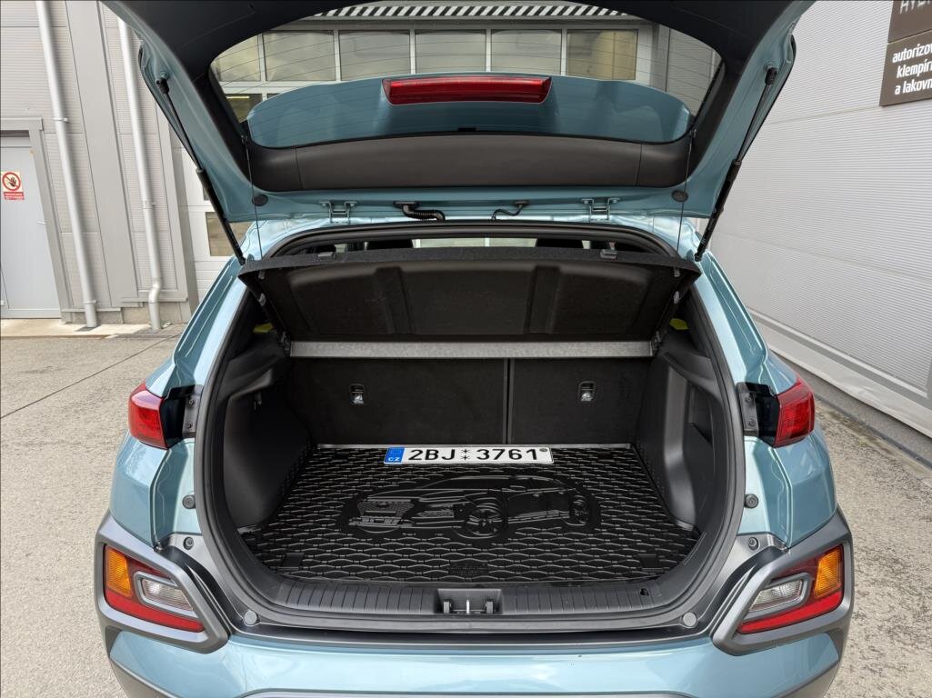 Hyundai Kona SUV / Terénní 1,6 l 130 kw