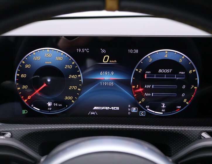 Mercedes-Benz Třídy A Hatchback 2,0 l 310 kw