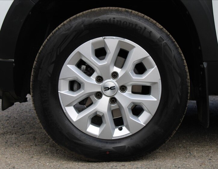 Dacia Duster SUV / Terénní 1,3 l 96 kw