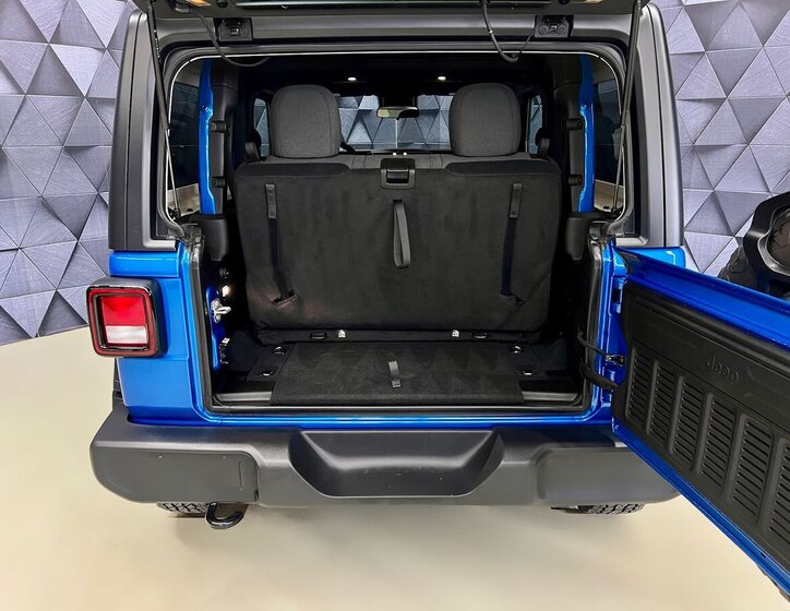 Jeep Wrangler SUV / Terénní 2,0 l 200 kw