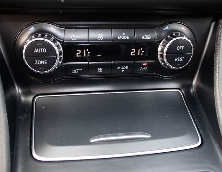 Mercedes-Benz CLA Kombi 1,5 l 80 kw