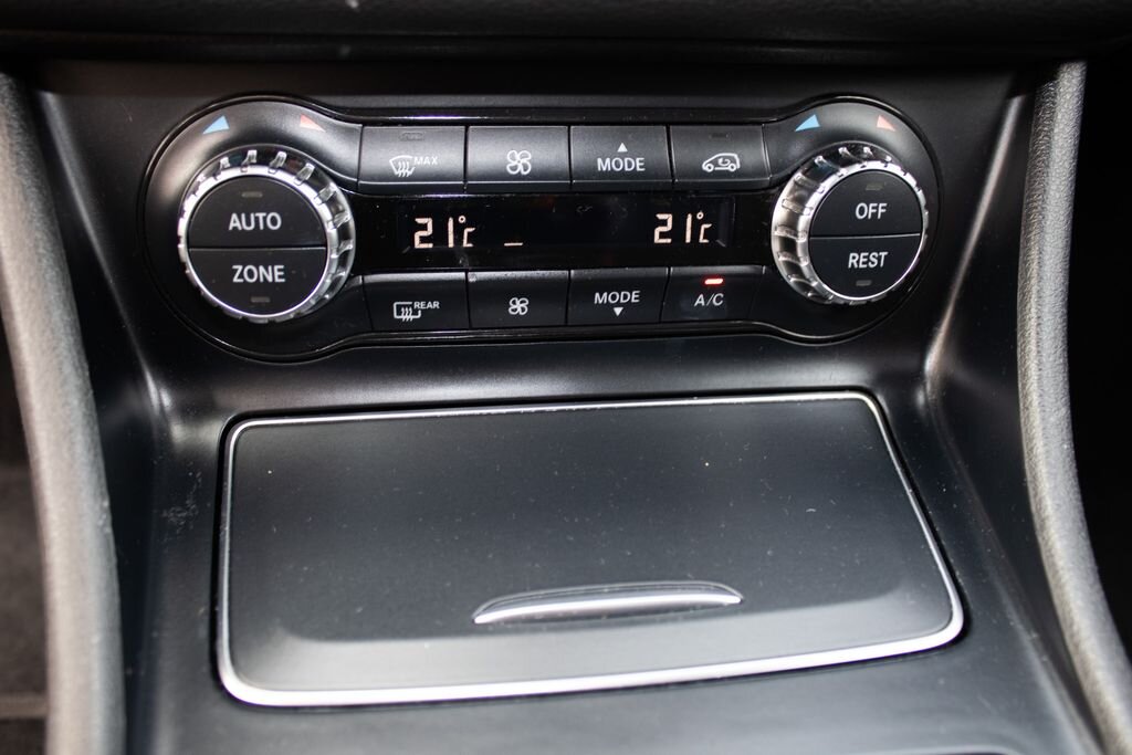 Mercedes-Benz CLA Kombi 1,5 l 80 kw