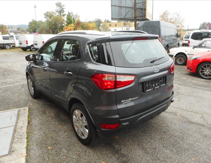 Ford EcoSport SUV / Terénní 1,5 l 82 kw