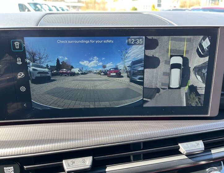 Hyundai Santa Fe SUV / Terénní 1,6 l 158 kw