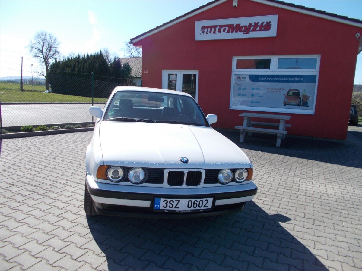 BMW Řada 5 Sedan / Limuzína 2,0 l 95 kw