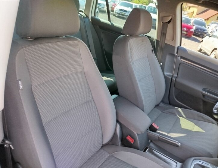 Volkswagen Golf Kombi 2,0 l 103 kw