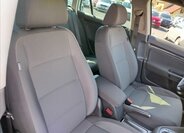 Volkswagen Golf Kombi 2,0 l 103 kw