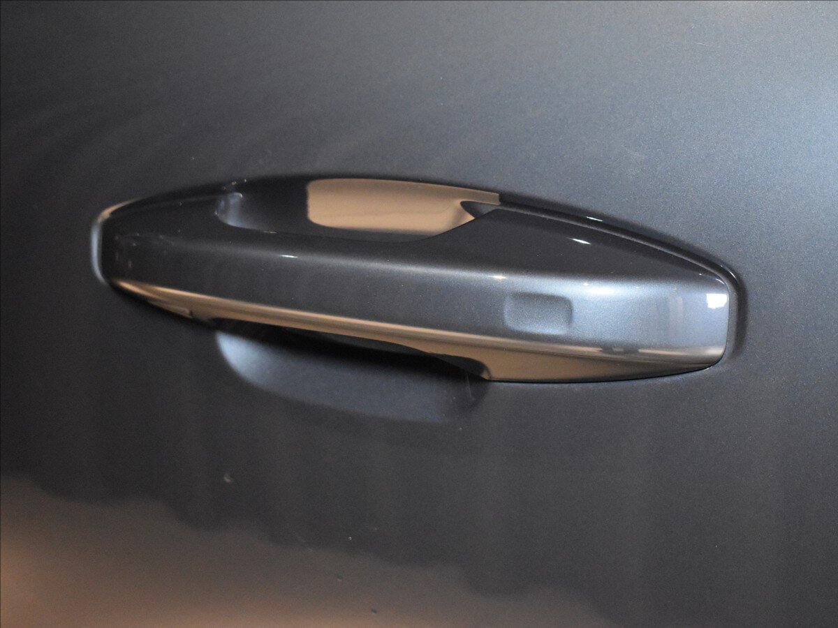 Volvo EC40 SUV 0,0 185 kw