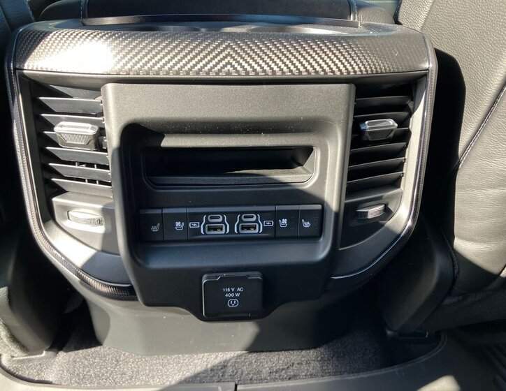 Dodge RAM Pick-up 3,0 l 403 kw