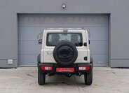 Suzuki Jimny SUV 1,5 l 75 kw